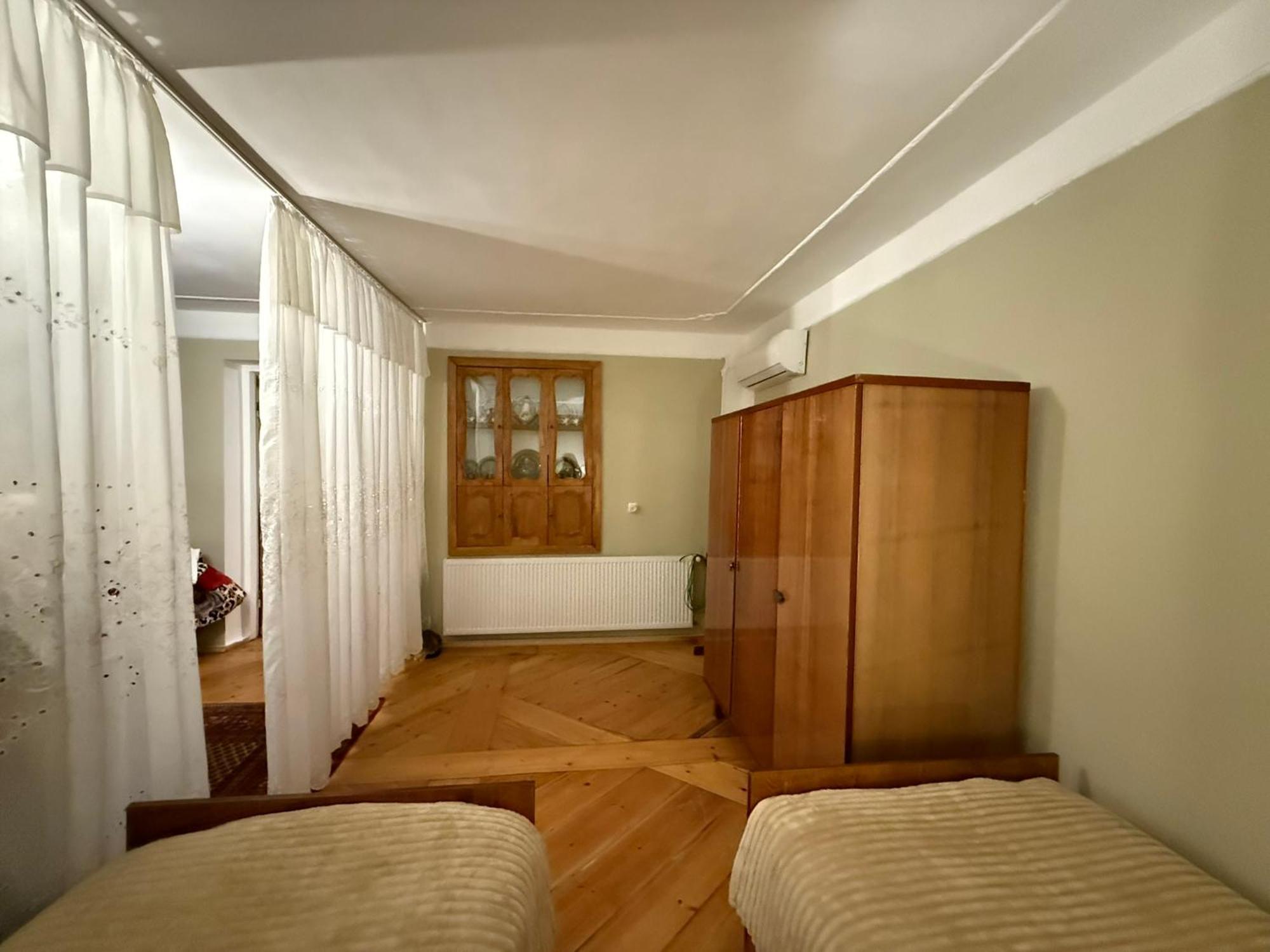 Guest House T&N Kutaisi Zewnętrze zdjęcie