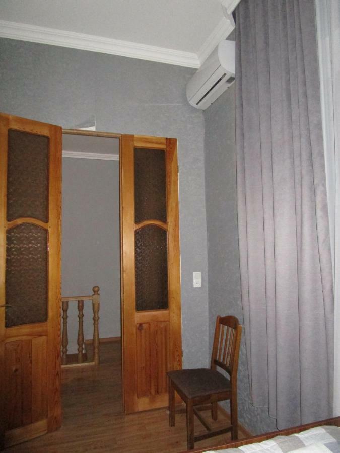 Guest House T&N Kutaisi Zewnętrze zdjęcie