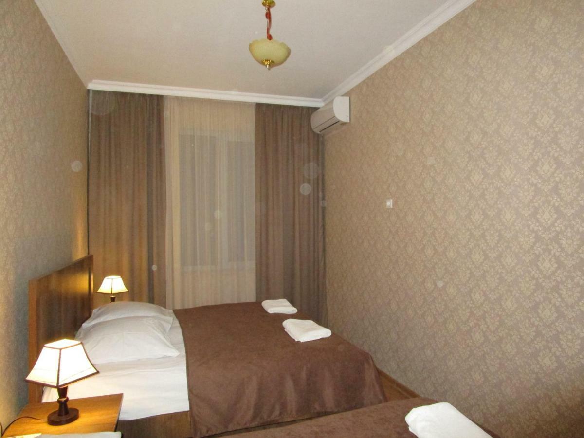 Guest House T&N Kutaisi Zewnętrze zdjęcie